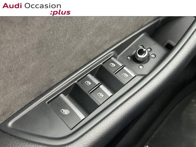 Voitures occasions Audi A5 Cabriolet S line Saint-Thibault-des-Vignes