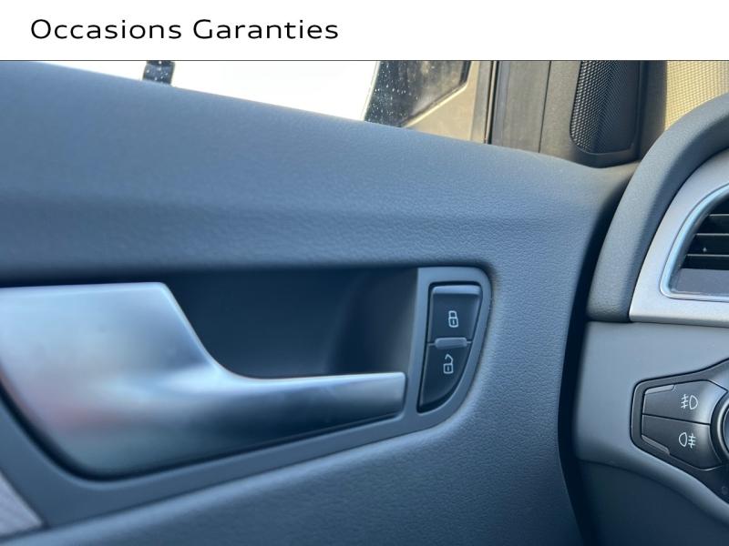 Voitures occasions Audi A4 Ambition Luxe Saint-Thibault-des-Vignes