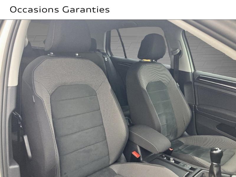 Voitures occasions VOLKSWAGEN GOLF IQ.Drive Saint-Thibault-des-Vignes