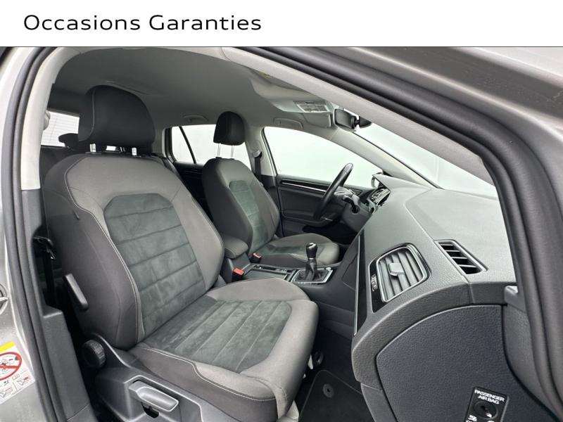 Voitures occasions VOLKSWAGEN GOLF IQ.Drive Saint-Thibault-des-Vignes