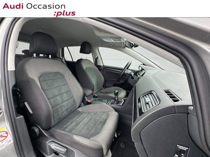 Voitures occasions VOLKSWAGEN GOLF IQ.Drive Saint-Thibault-des-Vignes