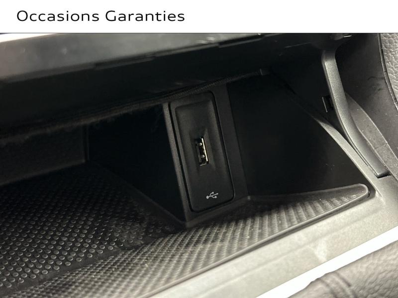 Voitures occasions VOLKSWAGEN GOLF IQ.Drive Saint-Thibault-des-Vignes