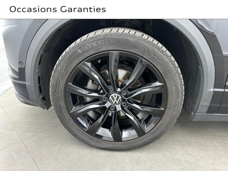 Voitures occasions VOLKSWAGEN T-Roc Cabriolet R-Line Saint-Thibault-des-Vignes