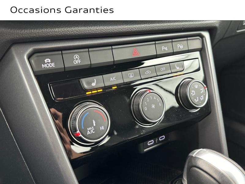 Voitures occasions VOLKSWAGEN T-Roc Cabriolet R-Line Saint-Thibault-des-Vignes