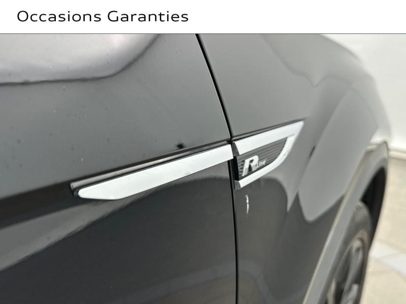 Voitures occasions VOLKSWAGEN T-Roc Cabriolet R-Line Saint-Thibault-des-Vignes