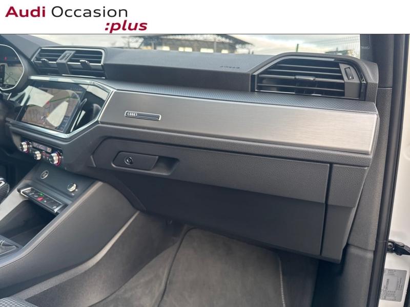 Voitures occasions Audi Q3 Sportback S line Saint-Thibault-des-Vignes