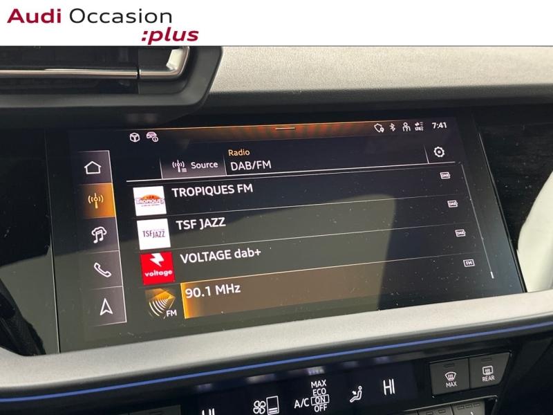 Voitures occasions Audi A3 Berline S line Saint-Thibault-des-Vignes