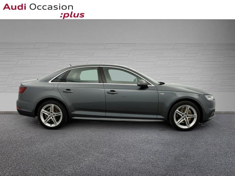 Voitures occasions Audi A4 S line Saint-Thibault-des-Vignes
