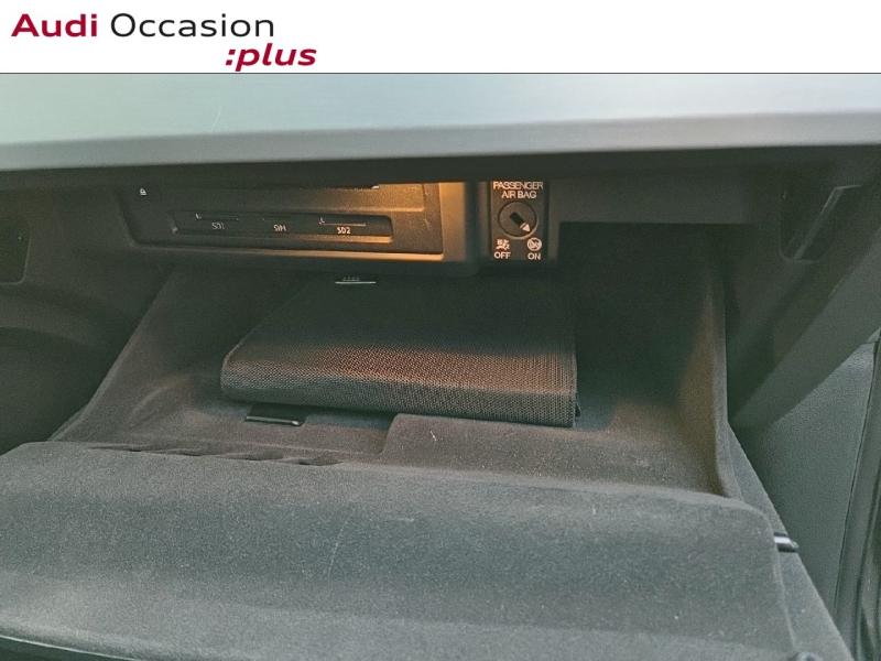 Voitures occasions Audi A4 S line Saint-Thibault-des-Vignes