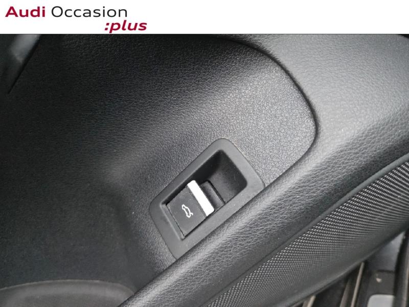 Voitures occasions Audi A4 S line Saint-Thibault-des-Vignes