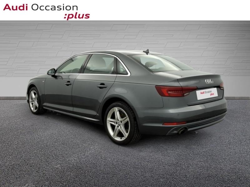 Voitures occasions Audi A4 S line Saint-Thibault-des-Vignes