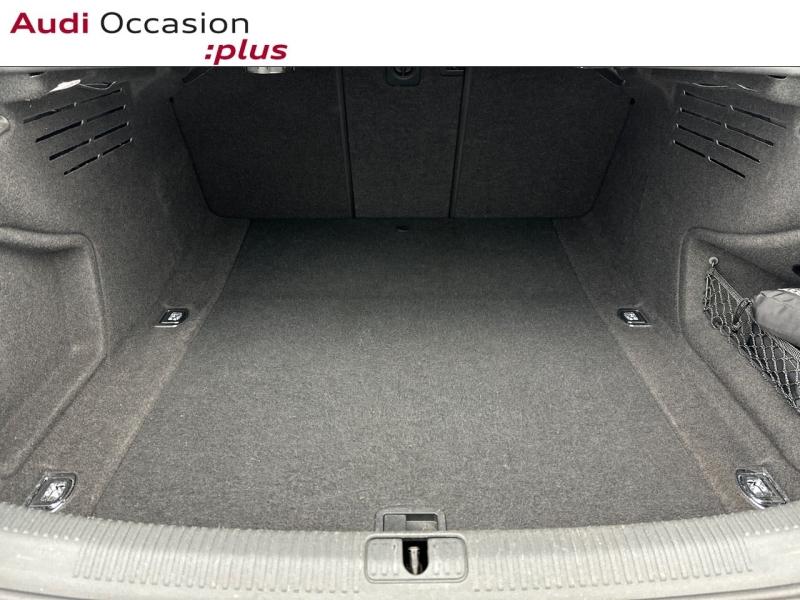 Voitures occasions Audi A4 S line Saint-Thibault-des-Vignes