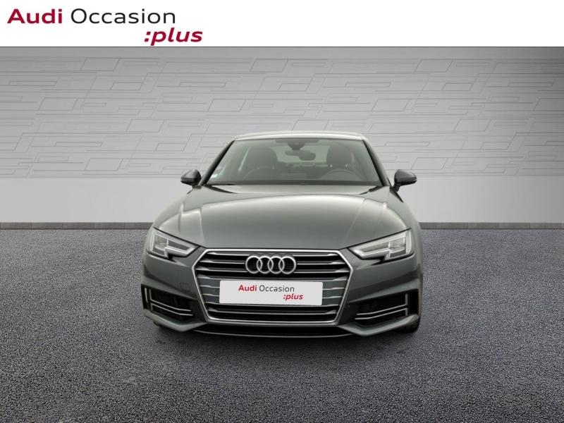 Voitures occasions Audi A4 S line Saint-Thibault-des-Vignes