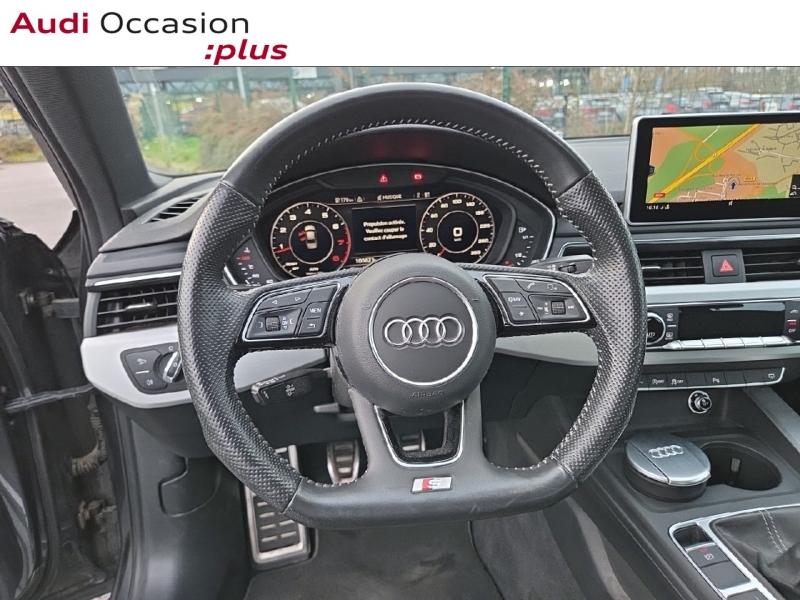 Voitures occasions Audi A4 S line Saint-Thibault-des-Vignes
