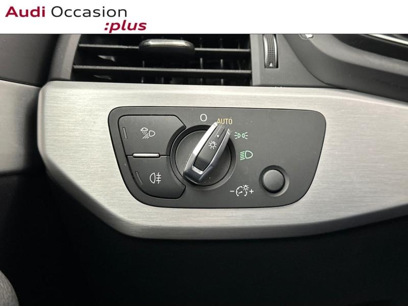 Voitures occasions Audi A4 S line Saint-Thibault-des-Vignes