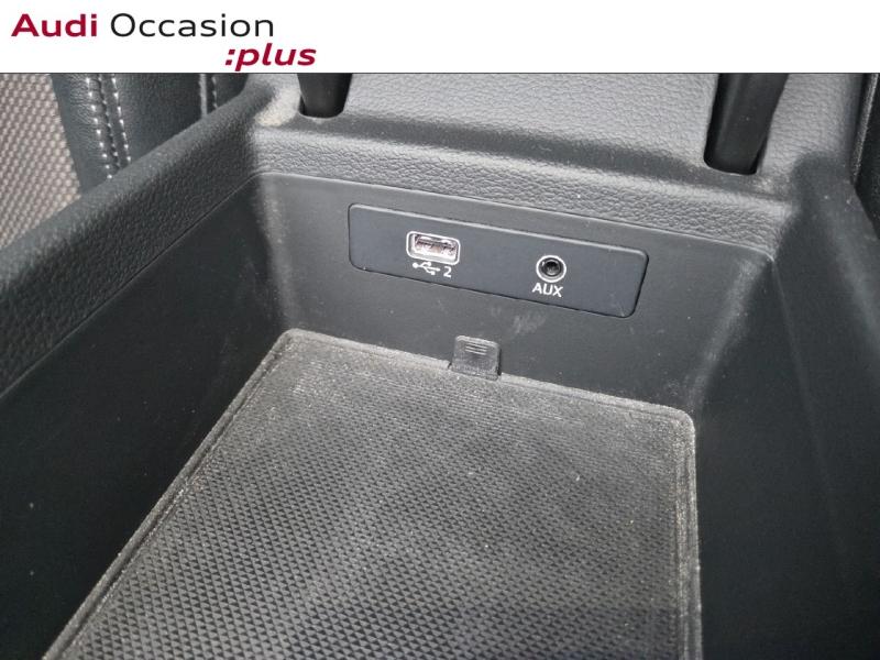 Voitures occasions Audi A4 S line Saint-Thibault-des-Vignes