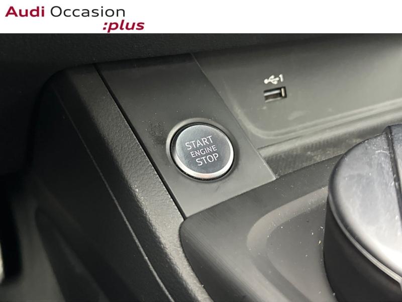 Voitures occasions Audi A4 S line Saint-Thibault-des-Vignes