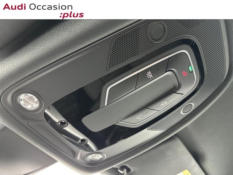 Voitures occasions Audi A4 S line Saint-Thibault-des-Vignes