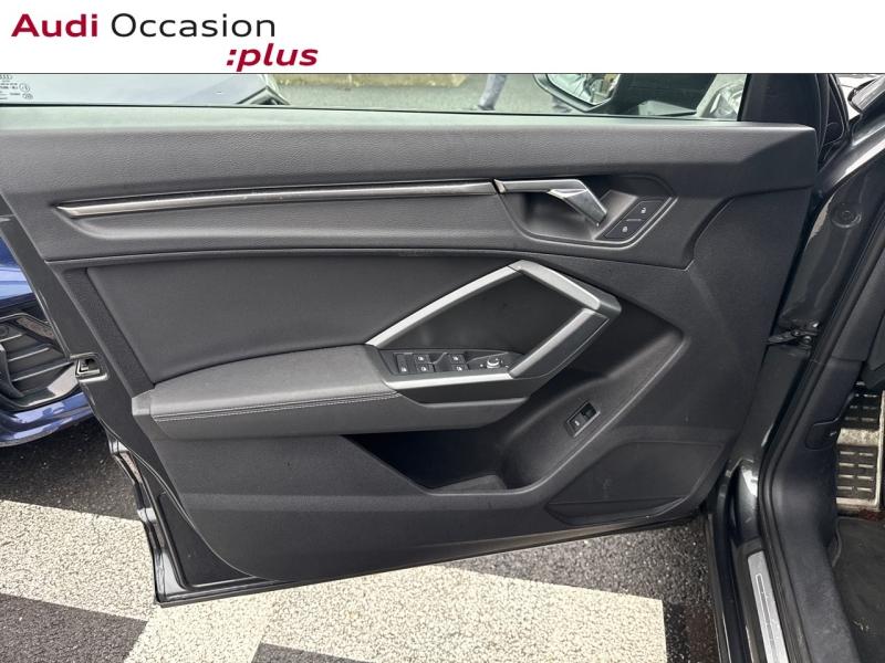 Voitures occasions Audi Q3 Sportback S line Saint-Thibault-des-Vignes