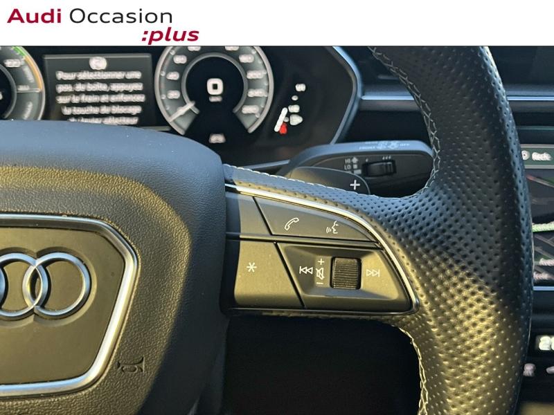 Voitures occasions Audi Q3 S line Saint-Thibault-des-Vignes