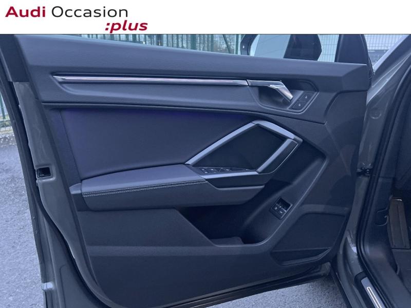 Voitures occasions Audi Q3 S line Saint-Thibault-des-Vignes