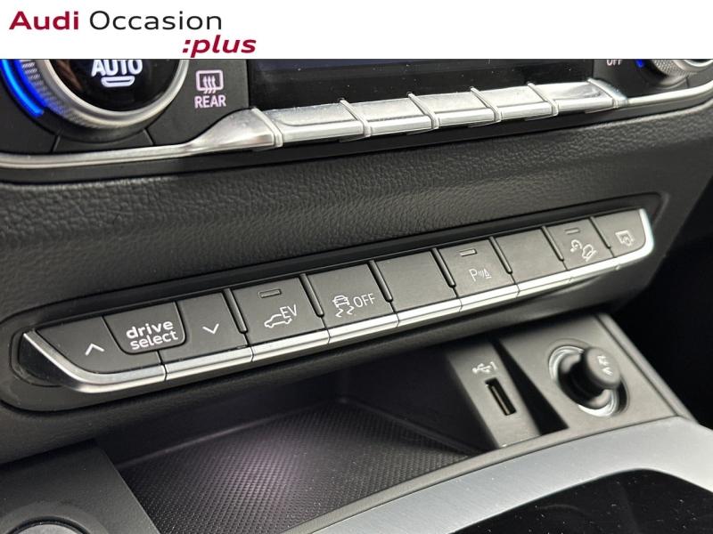 Voitures occasions Audi Q5 S line Saint-Thibault-des-Vignes