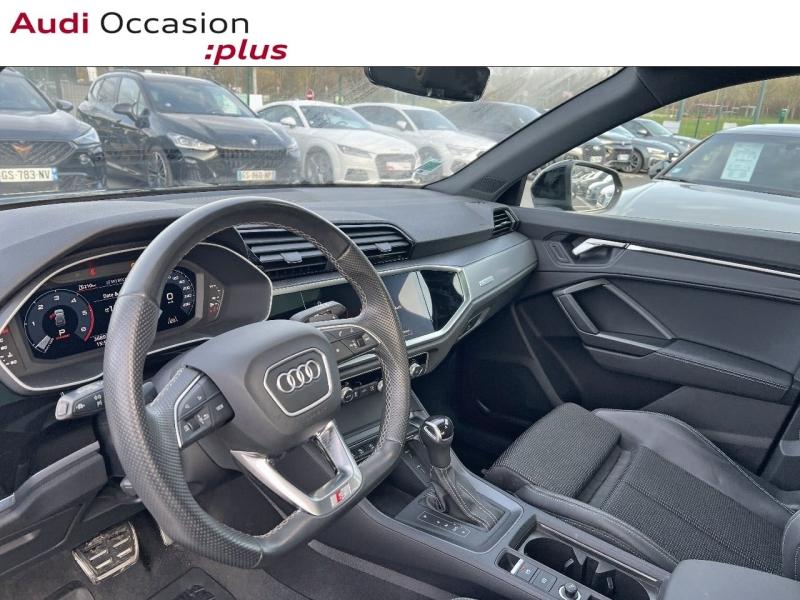 Voitures occasions Audi Q3 S line Saint-Thibault-des-Vignes