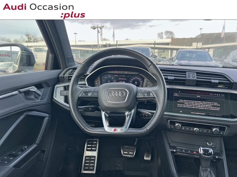 Voitures occasions Audi Q3 S line Saint-Thibault-des-Vignes