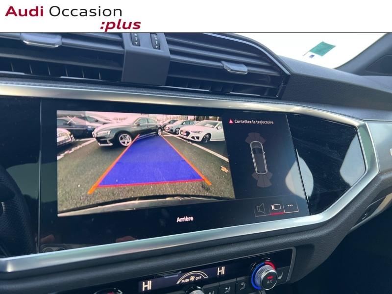 Voitures occasions Audi Q3 S line Saint-Thibault-des-Vignes