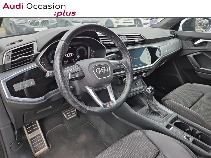 Voitures occasions Audi Q3 S line Saint-Thibault-des-Vignes