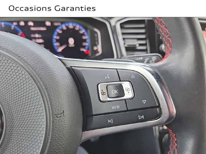 Voitures occasions VOLKSWAGEN T-ROC Carat Saint-Thibault-des-Vignes