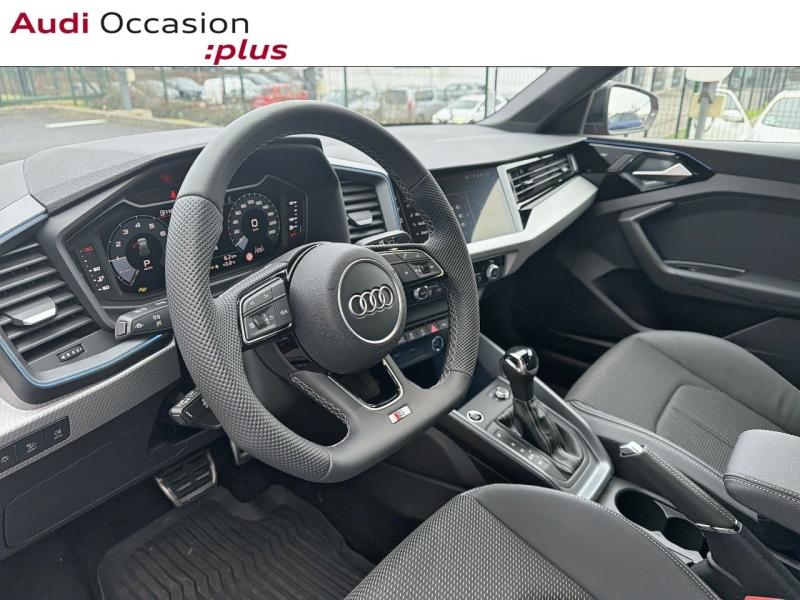 Voitures occasions Audi A1 Sportback S line Saint-Thibault-des-Vignes