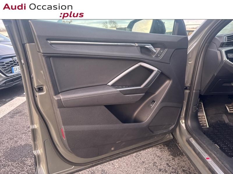 Voitures occasions Audi Q3 Sportback S line Saint-Thibault-des-Vignes