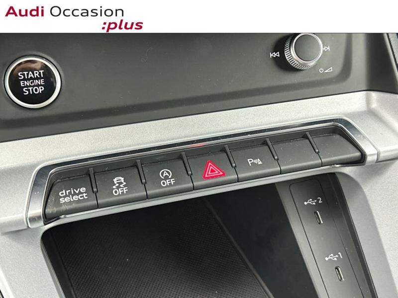 Voitures occasions Audi Q3 Design Luxe Saint-Thibault-des-Vignes