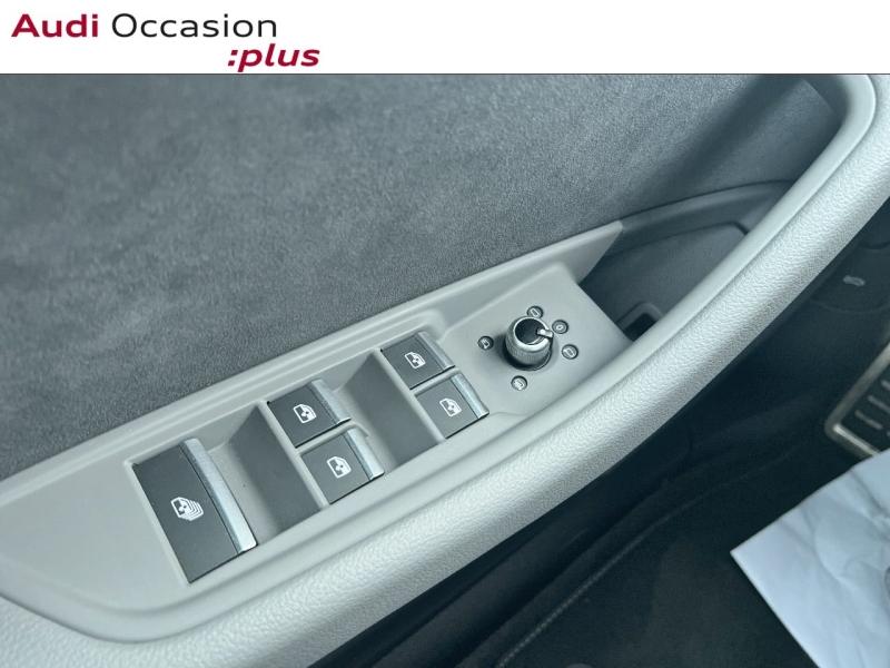 Voitures occasions Audi A5 Cabriolet S line Saint-Thibault-des-Vignes