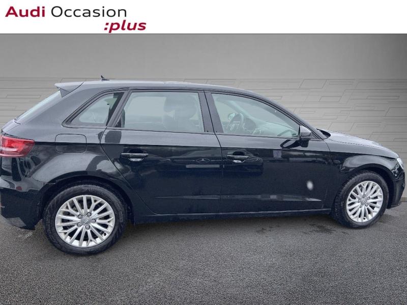 Voitures occasions Audi A3 Sportback Business line Saint-Thibault-des-Vignes