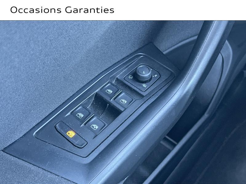 Voitures occasions VOLKSWAGEN T-ROC Style Saint-Thibault-des-Vignes
