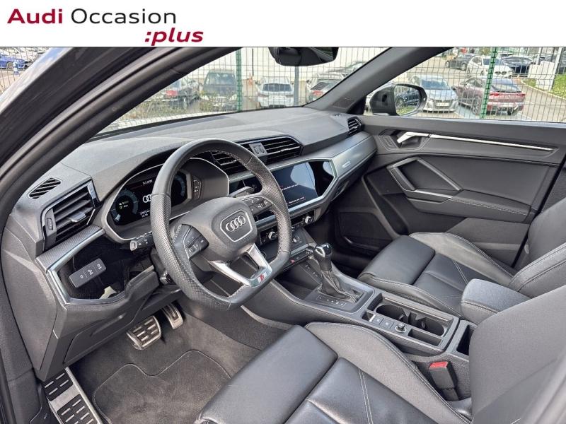 Voitures occasions Audi Q3 S line Saint-Thibault-des-Vignes