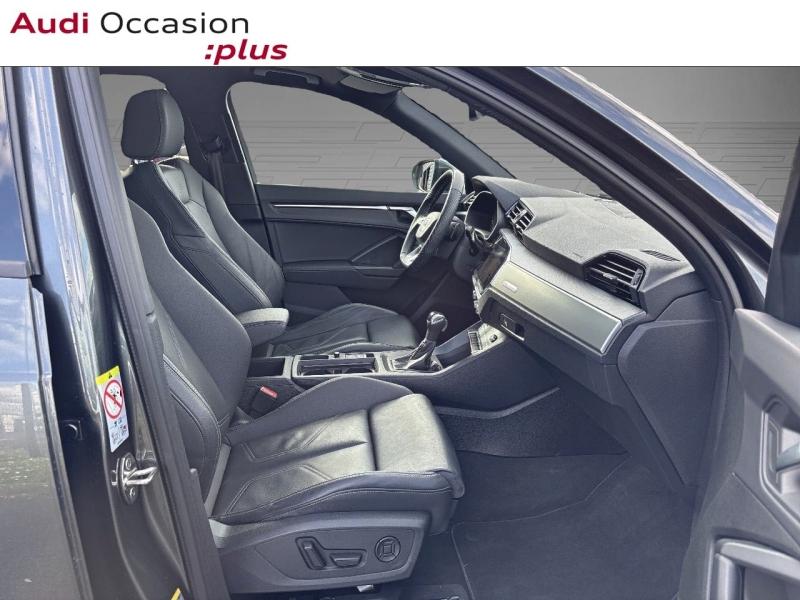 Voitures occasions Audi Q3 S line Saint-Thibault-des-Vignes