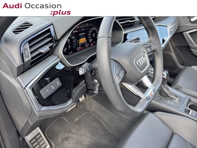 Voitures occasions Audi Q3 S line Saint-Thibault-des-Vignes