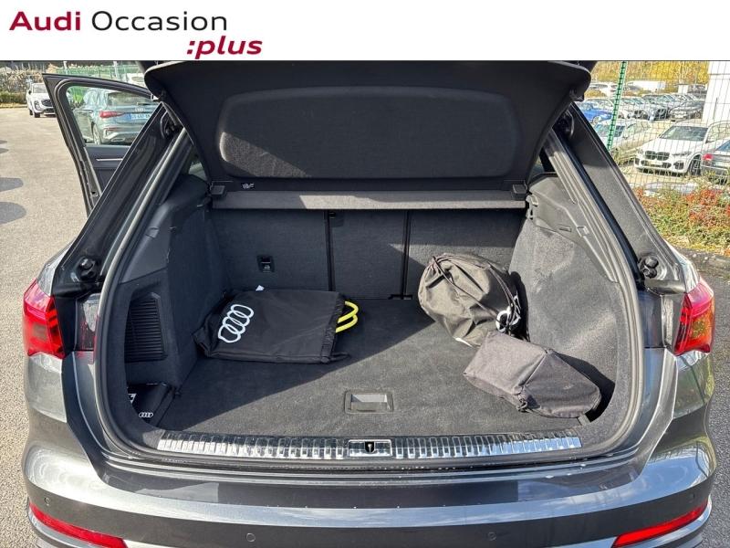 Voitures occasions Audi Q3 S line Saint-Thibault-des-Vignes
