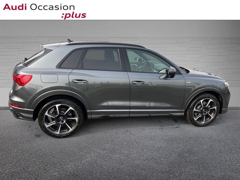 Voitures occasions Audi Q3 S line Saint-Thibault-des-Vignes