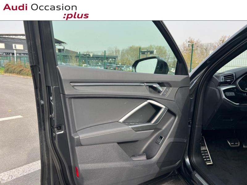 Voitures occasions Audi Q3 S line Saint-Thibault-des-Vignes