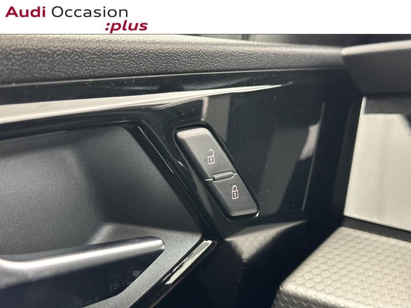 Voitures occasions Audi A1 Sportback S line Saint-Thibault-des-Vignes