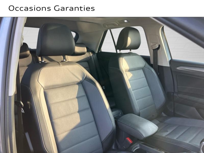 Voitures occasions VOLKSWAGEN T-ROC Style Exclusive Saint-Thibault-des-Vignes