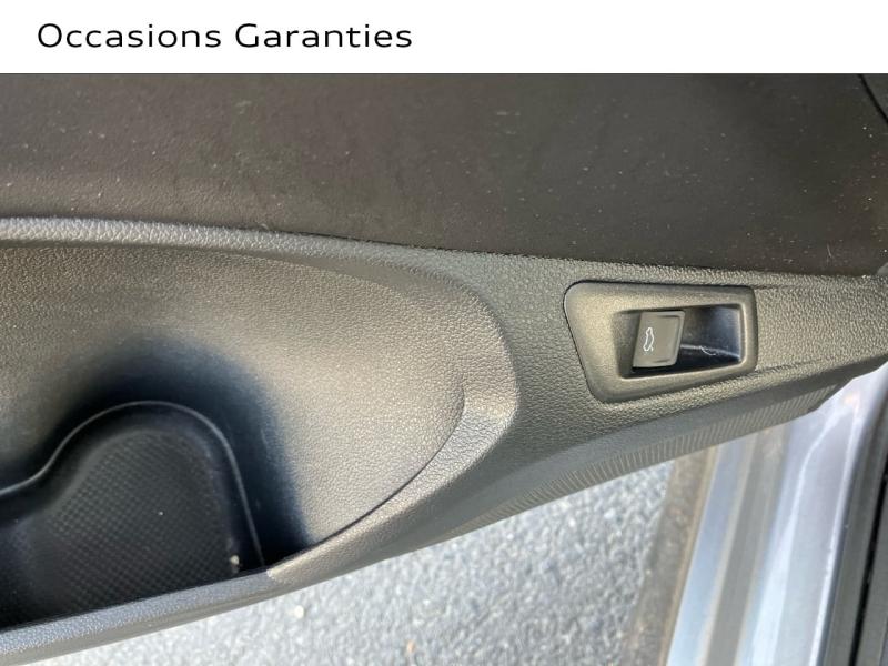 Voitures occasions VOLKSWAGEN T-ROC Style Exclusive Saint-Thibault-des-Vignes