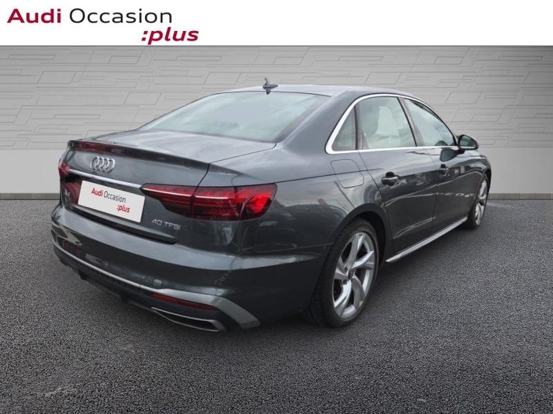 Voitures occasions Audi A4 S line Saint-Thibault-des-Vignes