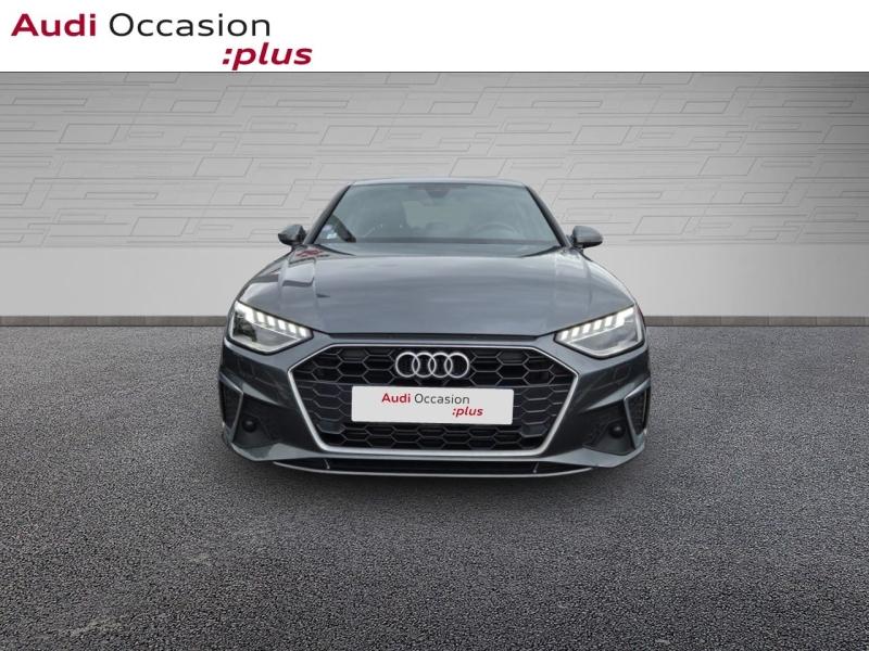Voitures occasions Audi A4 S line Saint-Thibault-des-Vignes