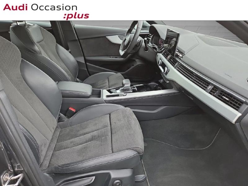 Voitures occasions Audi A4 S line Saint-Thibault-des-Vignes