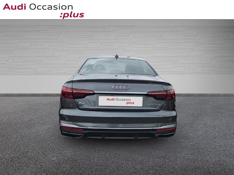 Voitures occasions Audi A4 S line Saint-Thibault-des-Vignes